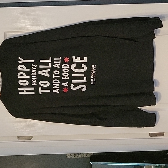 Old Chicago 2XL Longsleeved Black Shirt - worn twice - guc - Picture 3 of 5